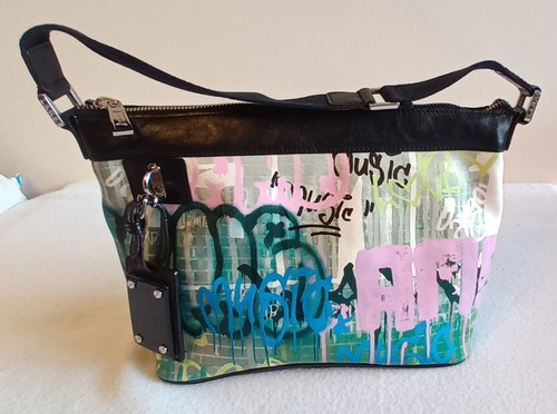 Graffiti print - l.a.m.b.,