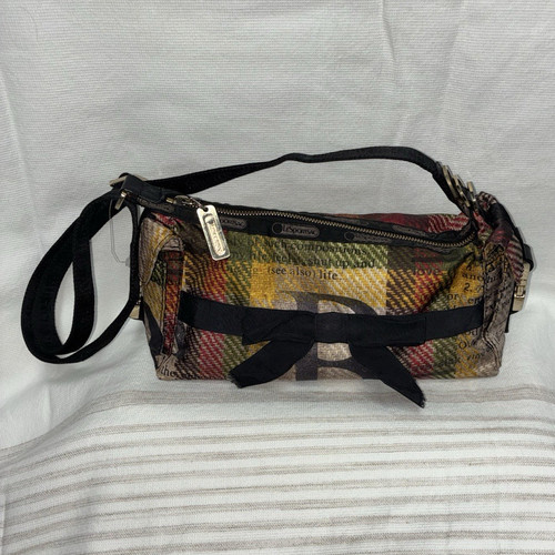 For lesportsac - l.a.m.b.,