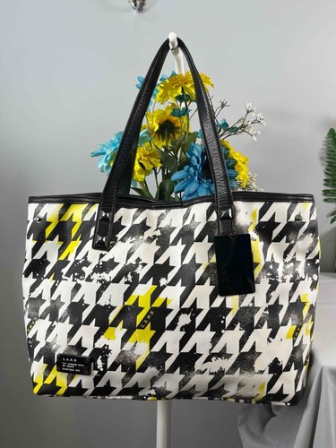 Black white neon - white,